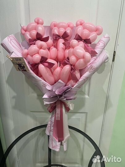 Букет из воздушных мишек-шаров