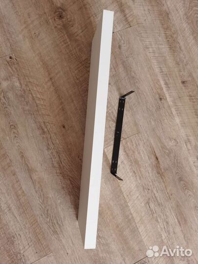 Полка со скрытым креплением