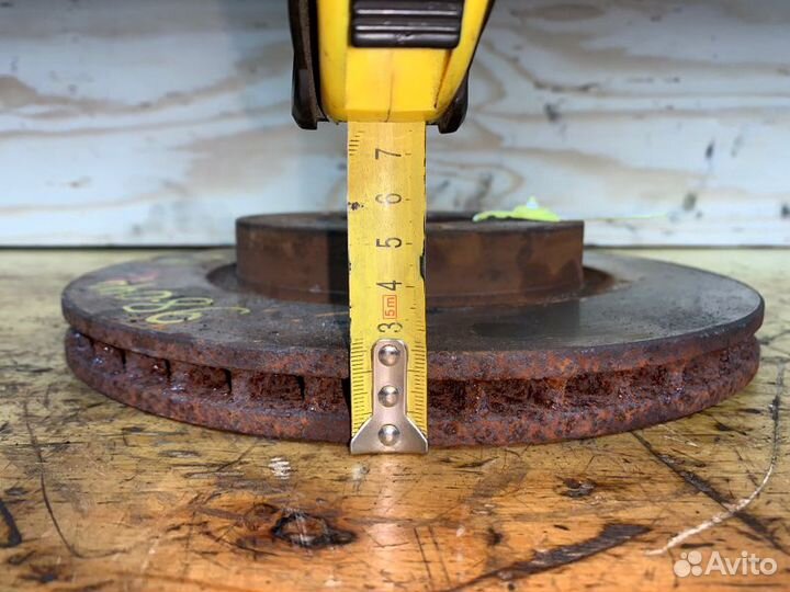 Диск тормозной передний Honda Stepwgn RG1 K20A