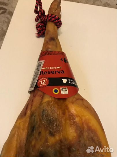 Хамон серрано нога