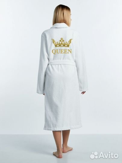 Женский халат с вышивкой на заказ