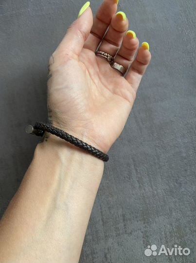 Кожаный браслет