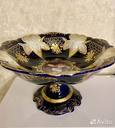 Фруктовница большая на ножке Чехословакия. Винтаж