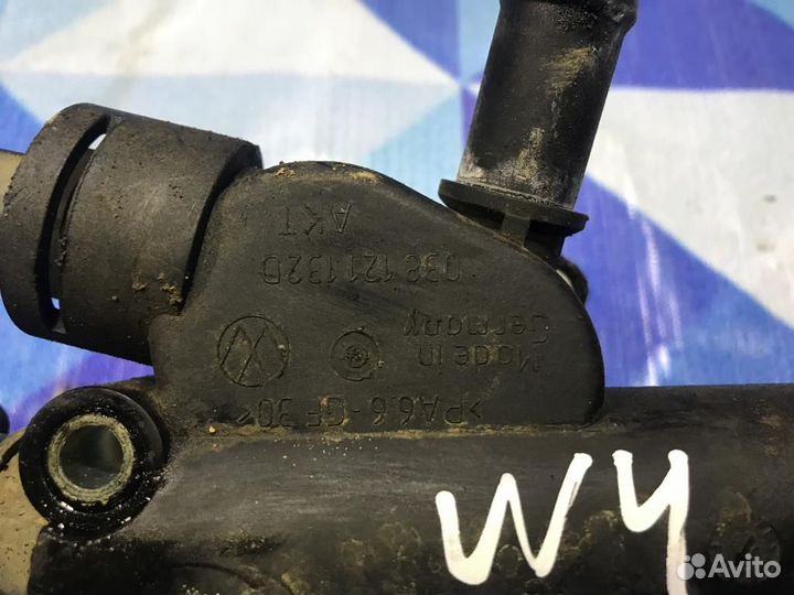 Фланец системы охлаждения Фольксваген Пассат Б6