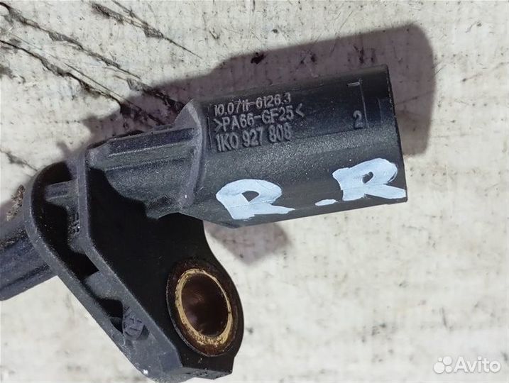 Датчик ABS задний правый Volkswagen Passat B6 1.8