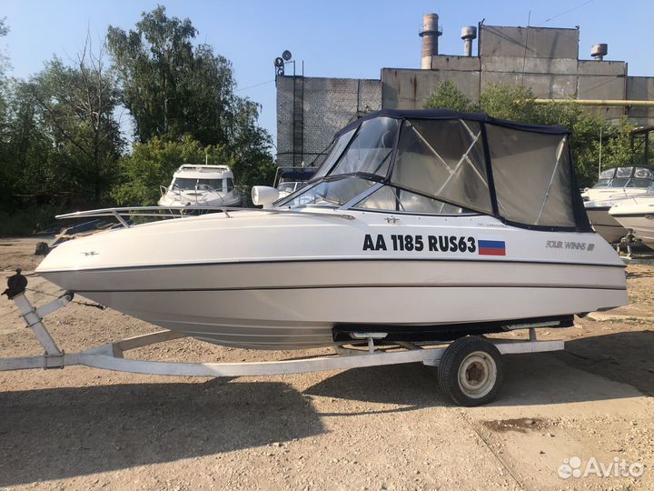Каютный Катер Four winns 195 