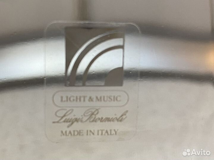 Графин и стопки, Италия