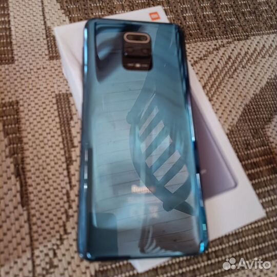 Телефон Xiaomi Redmi note 9 pro