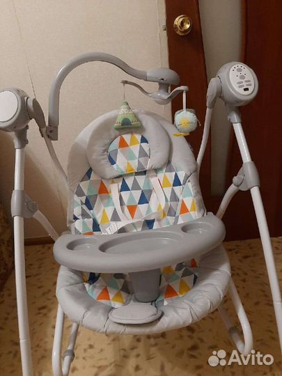 Колыбель и стульчик для кормления