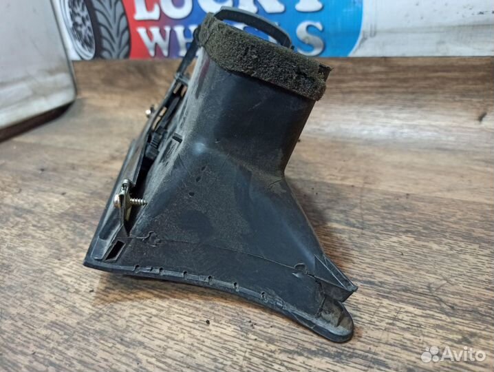 BMW 3 E36, центральный дефлектор печки