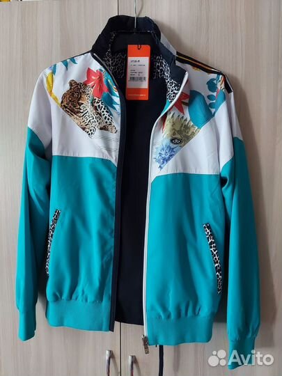 Продам костюм