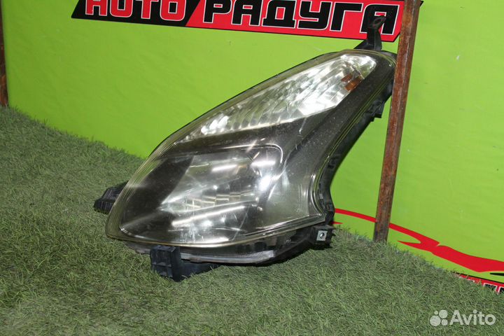 Фара toyota NCP100,SCP100,NCP105 ractis 1 модель 5