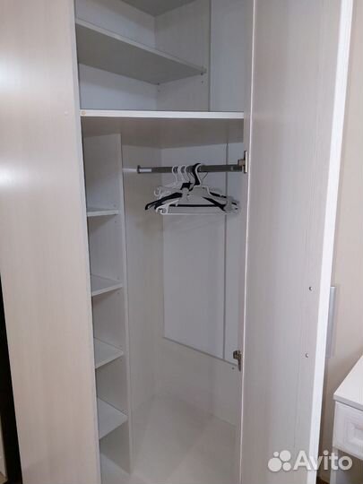 Шкаф угловой