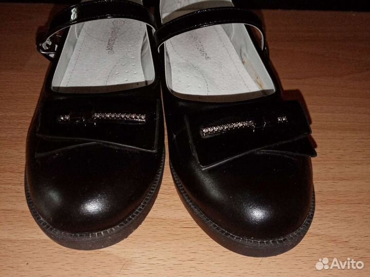 Туфли для девочки 35 размер