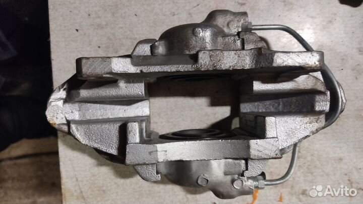 Суппорт (левый) передний на ваз