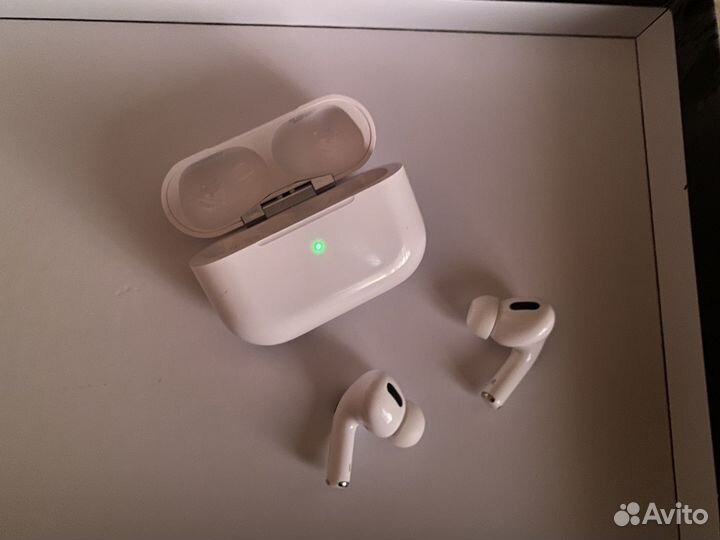 Apple Watch + Airpods 3