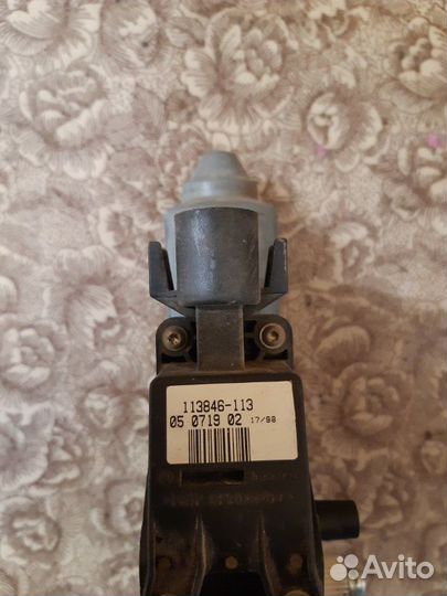 Мотор стеклоподъемника передний левый Audi A4 B5