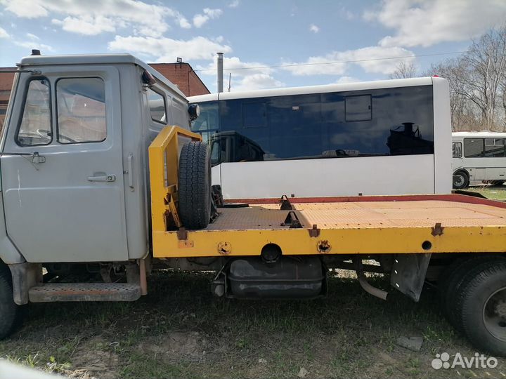 ЗИЛ 5301 с ломаной платформой, 1998