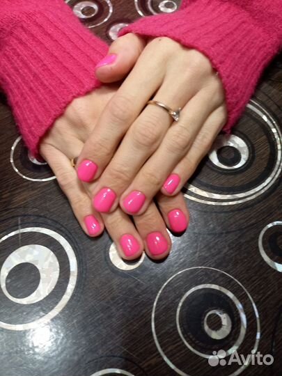 Модель на маникюр