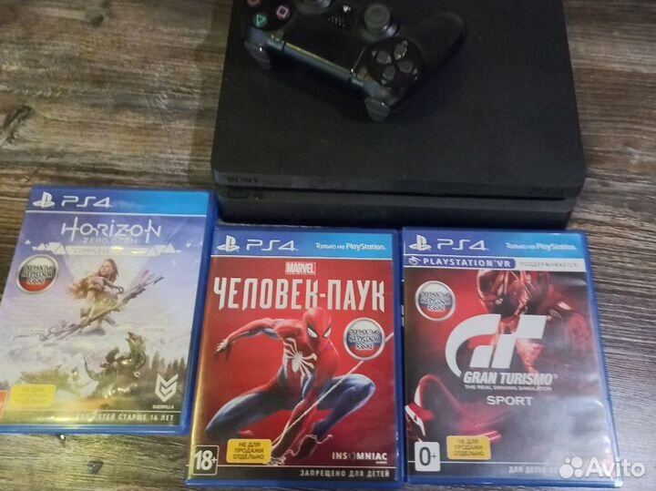 Sony PS4 slim 1tb
