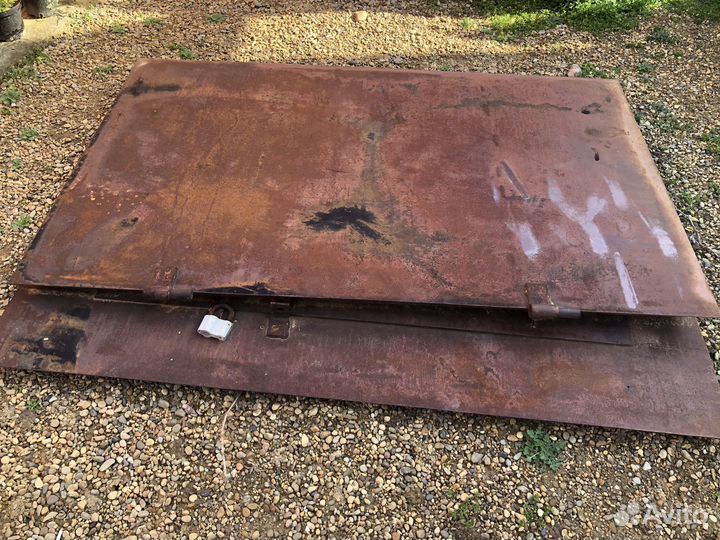 Металлические ворота для гаража