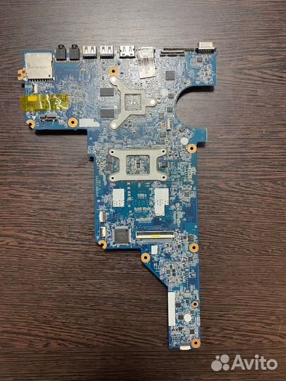 Материнская плата на HP DA0R23MB6D0