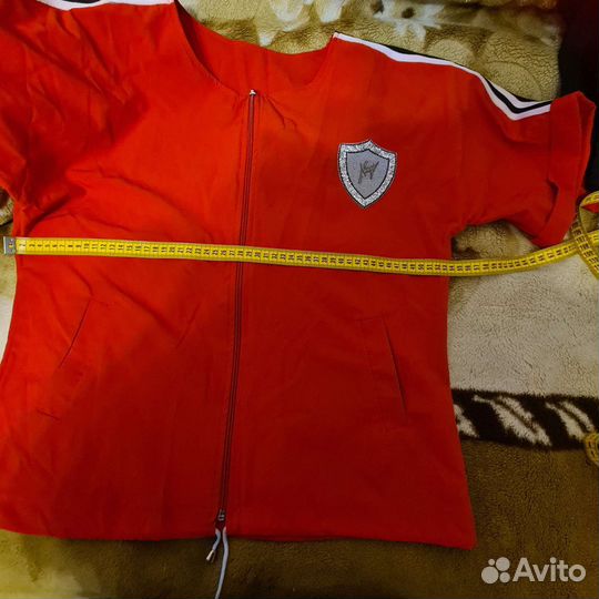 Спортивный костюм женский