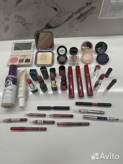 На доставке Косметика пакетом 27 шт оригинал