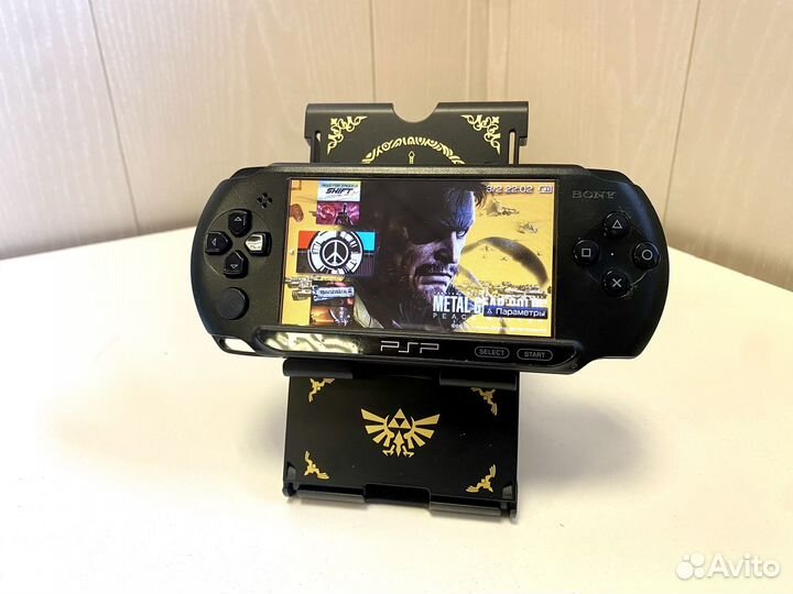 Sony PSP e1008 32gb + 30 игр. Прошита