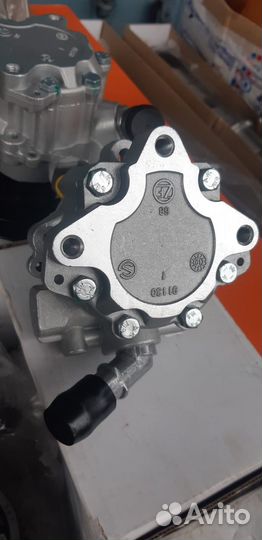 Насос гура Cummins 2.8