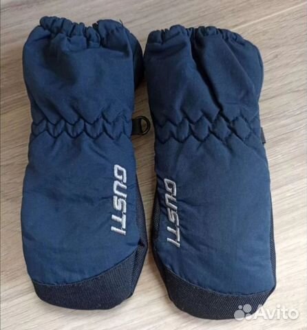 Непромокаемые варежки Gusti 1 год