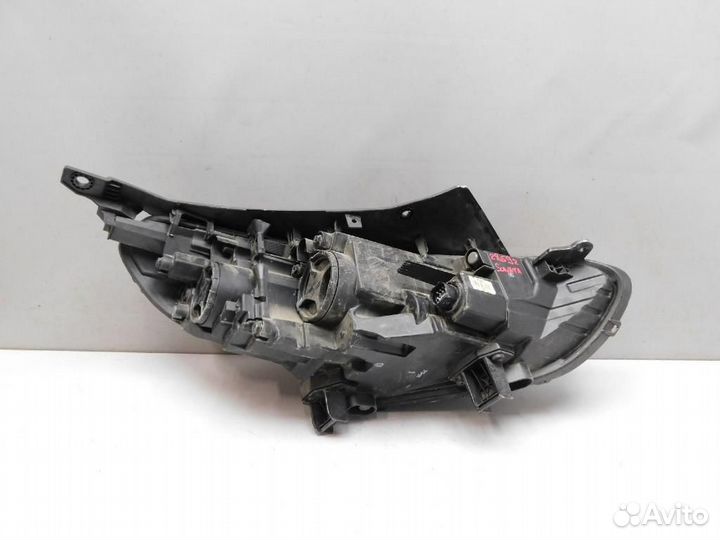 Фара левая Hyundai Sonata