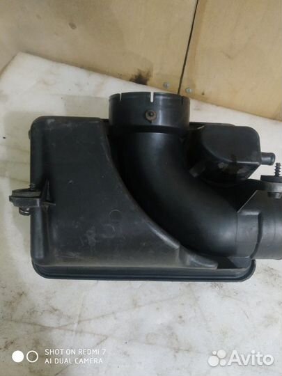 Резонатор воздушного фильтра Jeep Liberty KJ