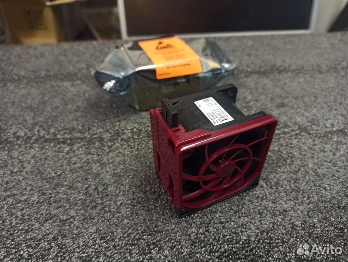 Вентилятор для серверов HP Proliant DL380 Gen10