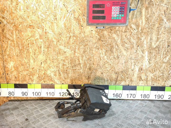 Блок предохранителей моторный Mitsubishi Lancer 9