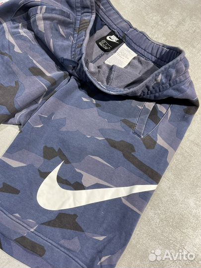 Шорты Nike размер S