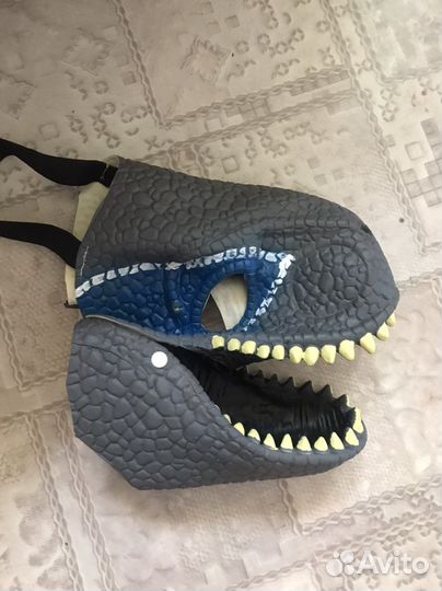 Маска маскарадная