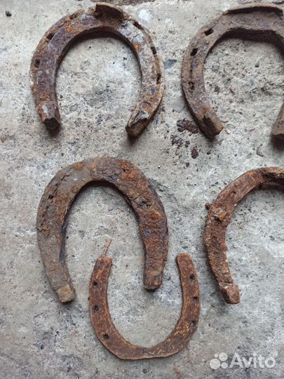 Подковы старинные, 11 штук