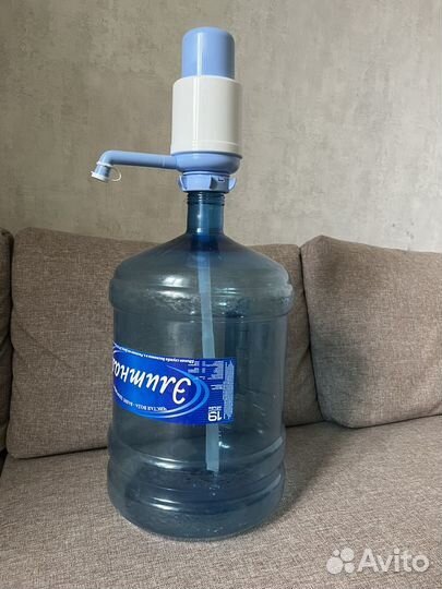 Помпа для воды 19 л с бутылкой