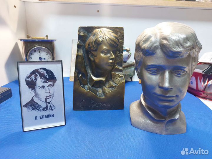 Бюст Есенина в идеале СССР