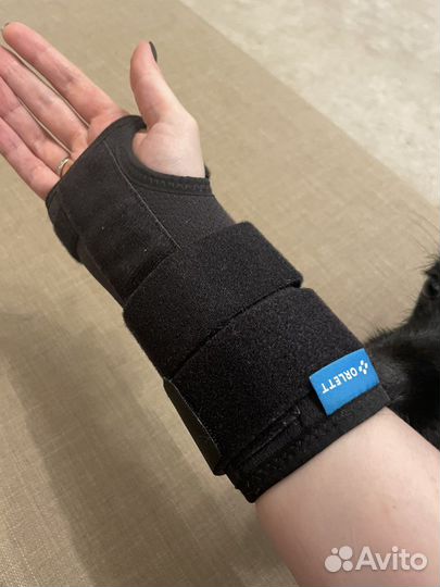 Ортез на лучезапястный сустав правый S