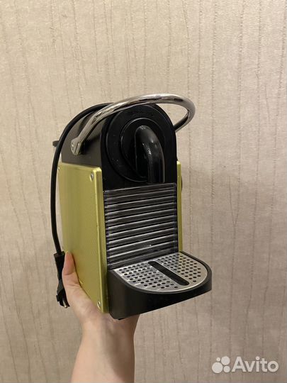 Капсульная кофемашина nespresso DeLonghi EN 125.L