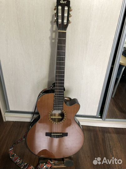 Классическая гитара-кроссовер Cort cec7 nat