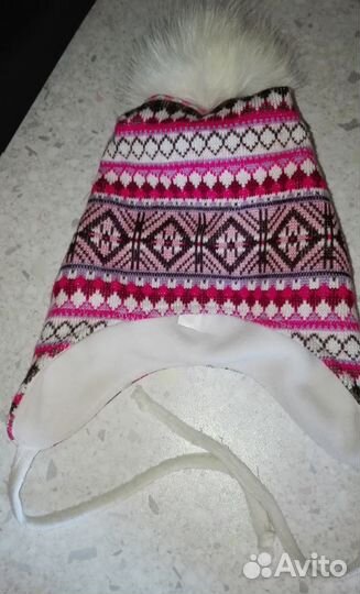 Шапки красивые с натуральным помпоном