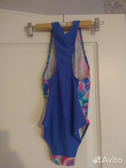 Купальник, шапочка и лчки для купания на девочку