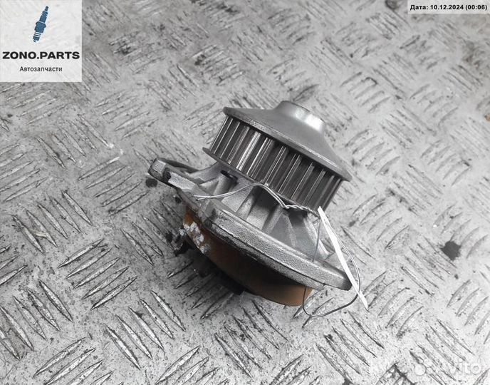 Насос водяной охлаждения ABU на Volkswagen Golf-3