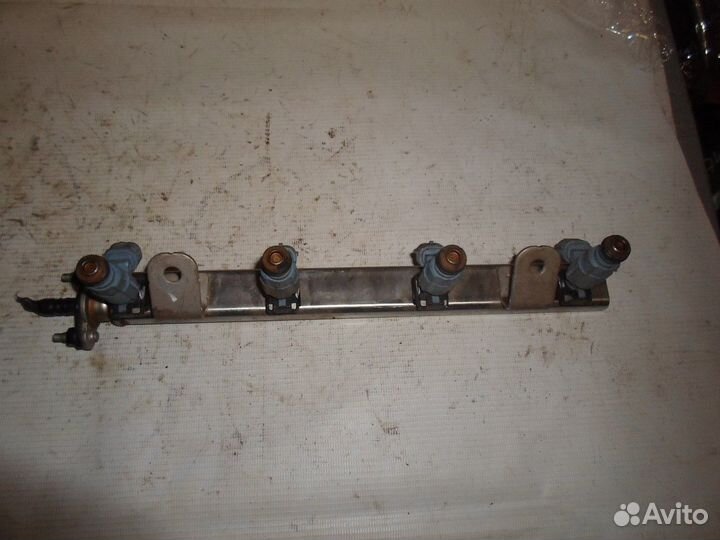 Рейка топливная (рампа) (Hyundai Solaris)