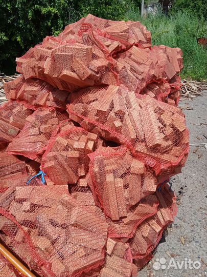 Дрова кубики дубовые и буковые