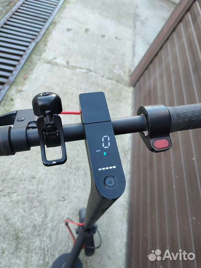 Электросамокат xiaomi m365 pro