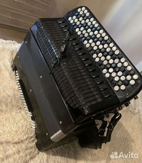 Баян Готово-выборный Цельнопланочный Юпитер